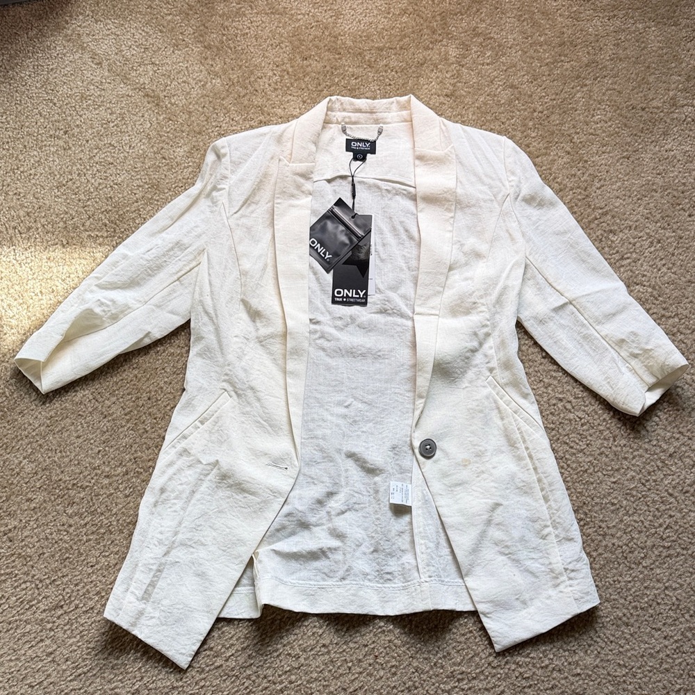 ONLY Women's Elegant Cream Blazer